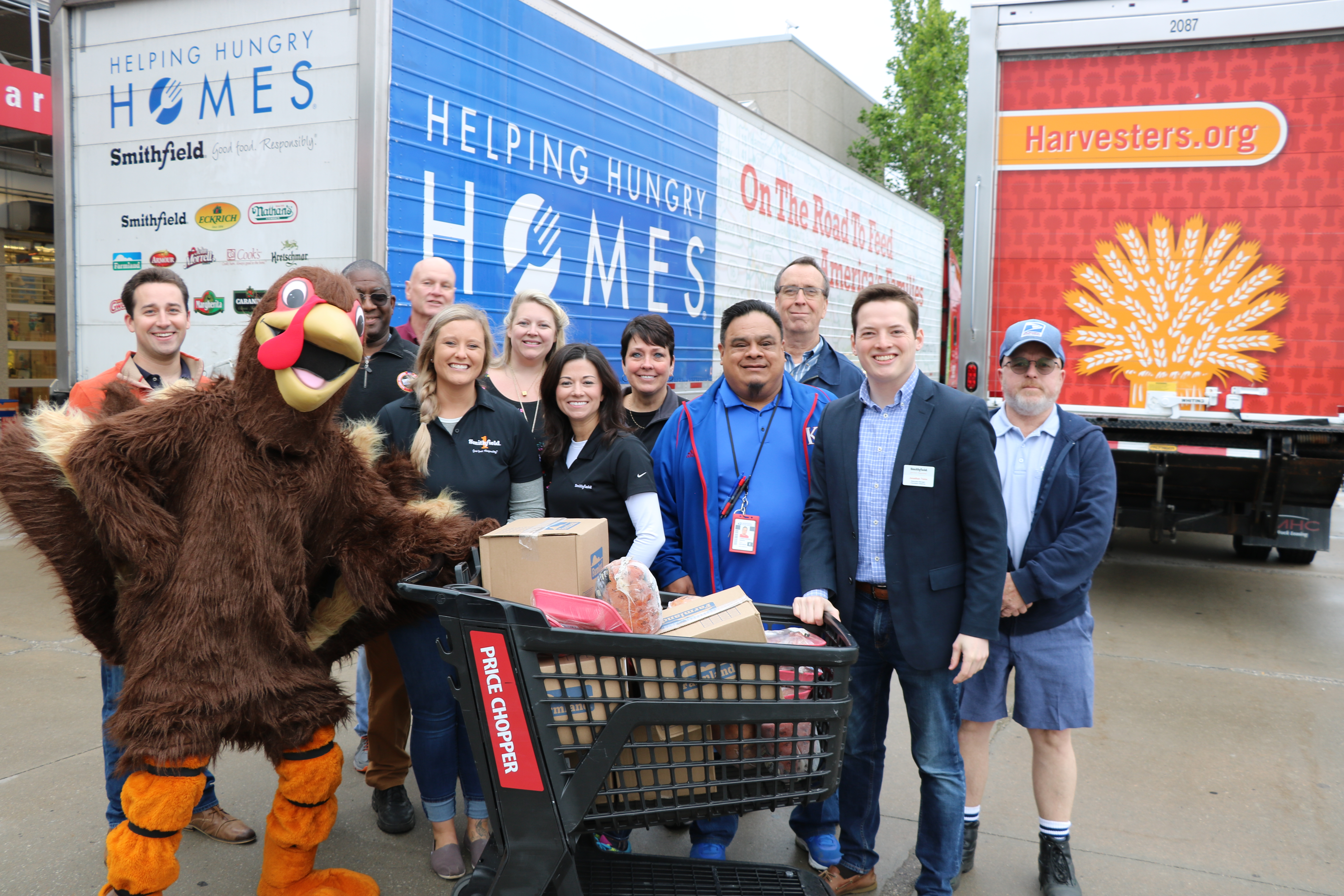 CSRWire Smithfield Foods Donates More Than 41 000 Pounds of