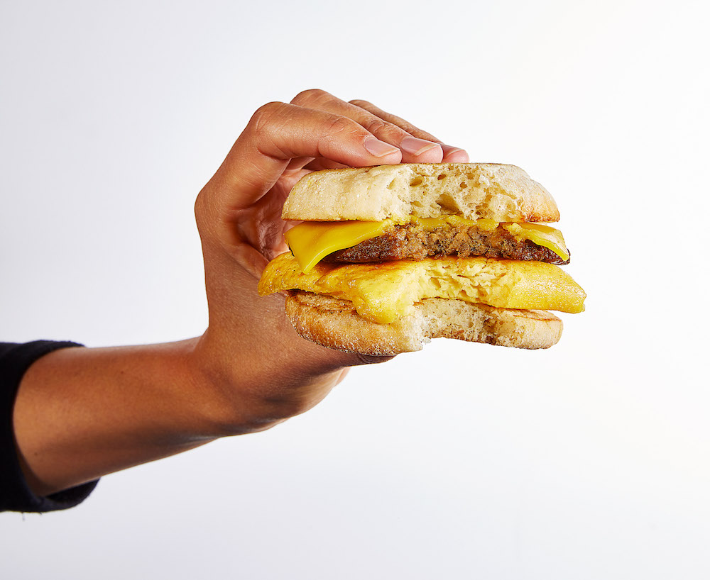 7 Eleven vegan breakfast Sandwich Canada - new plant-based foods