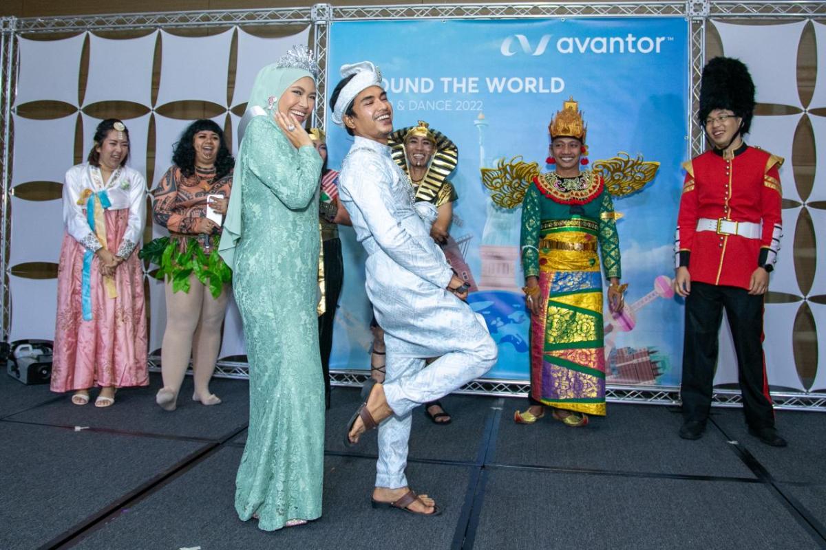 Avantor associates in costumes from around the world.