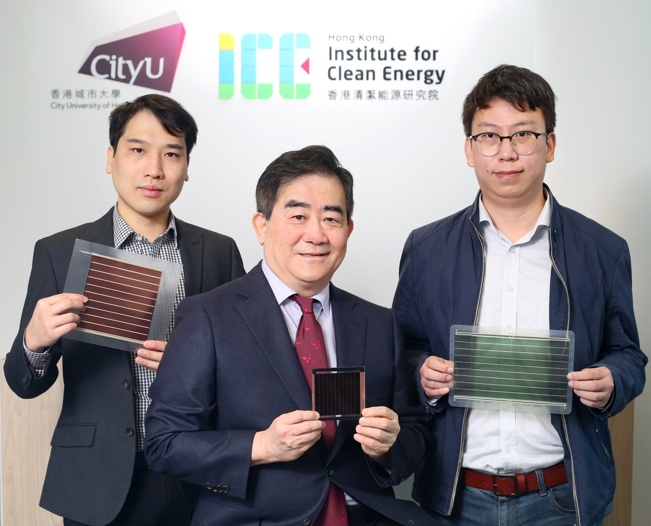 City University of Hong Kong researchers hold printable perovskite solar power material