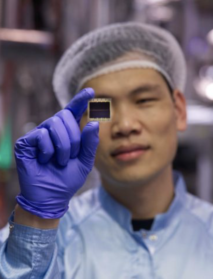 Dr Shuaifeng Hu oxford university examines new ultra thin solar power cell