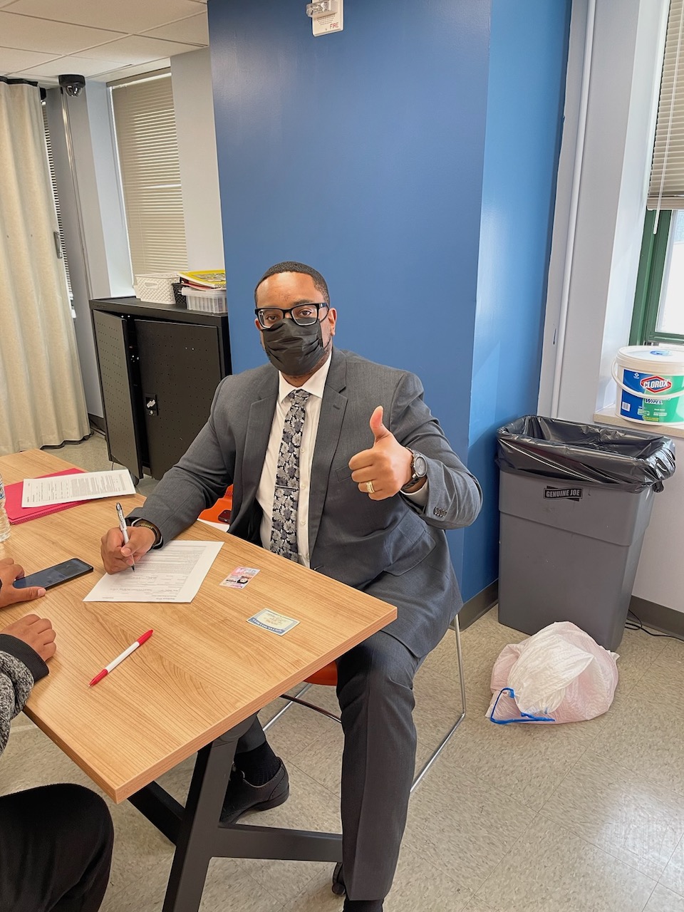 Jonathan Royster, KeyBank Branch Manager-McKees Rocks Office