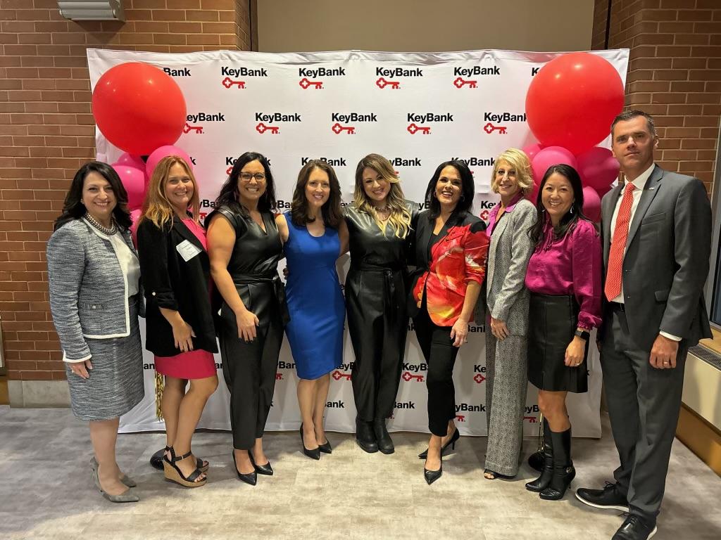 KeyBank Key4Women Annual Forum group photo.