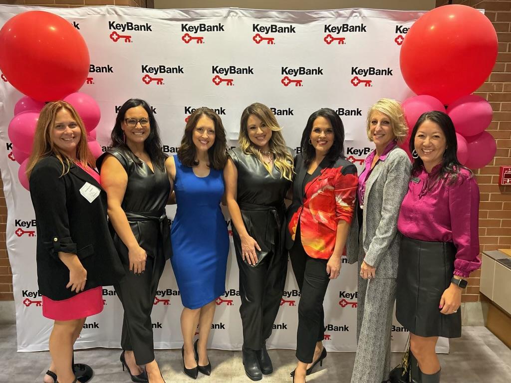 Group photo from the KeyBank Key4Women Forum.