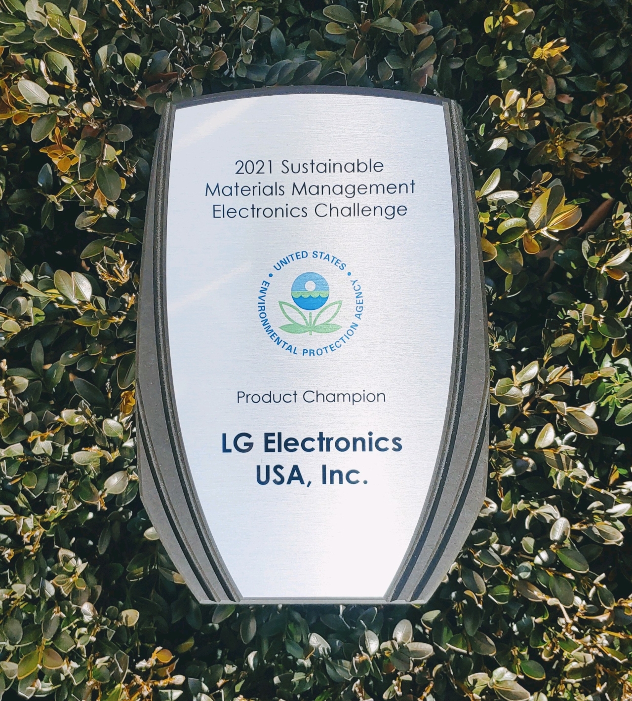 "2021 Sustainable Materials Management Electronics Challenge, Product Campion, LG Electronics USA, Inc."