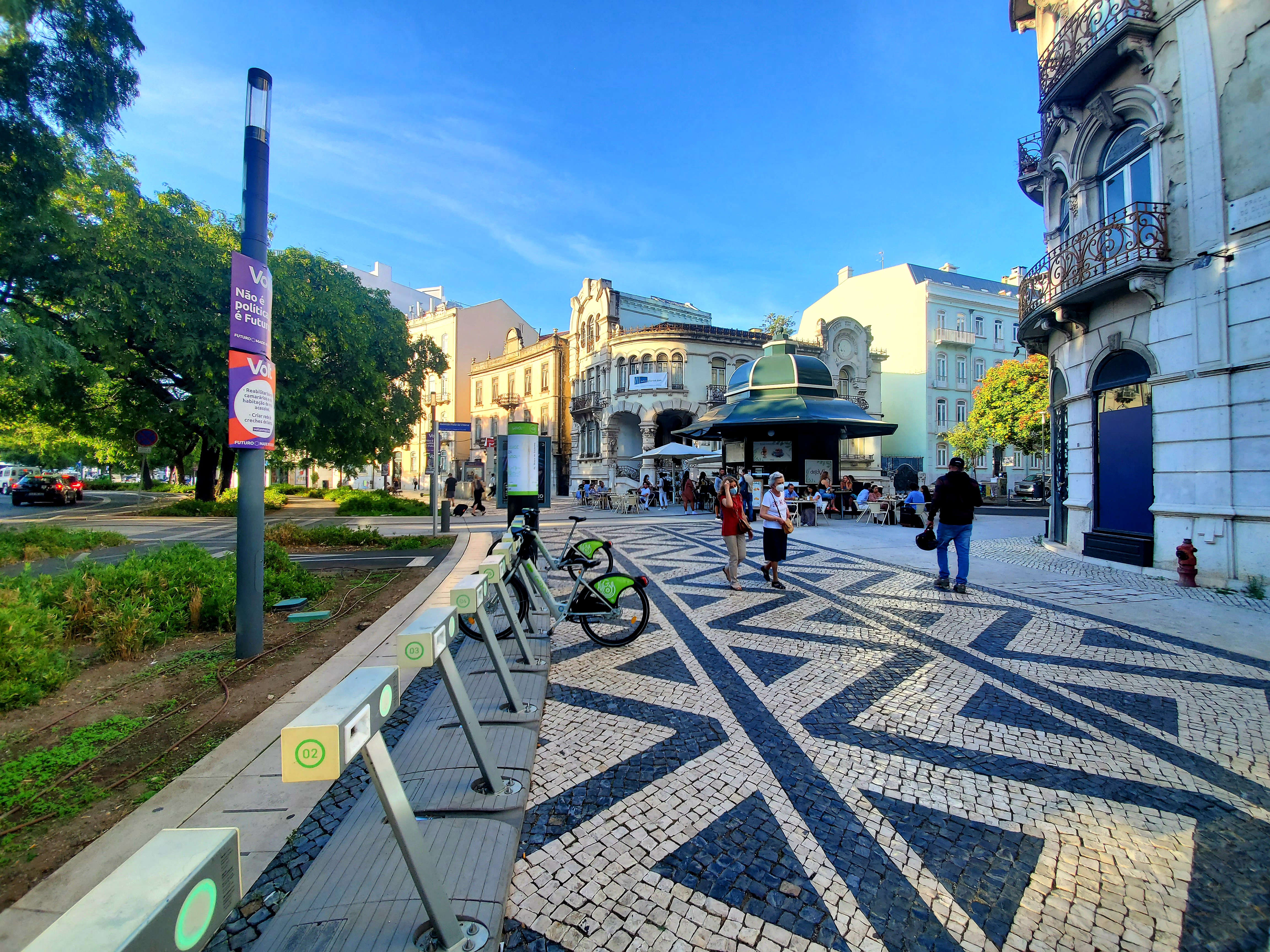 Lisbon's bikeshare system, Gira, is frequently in high demand