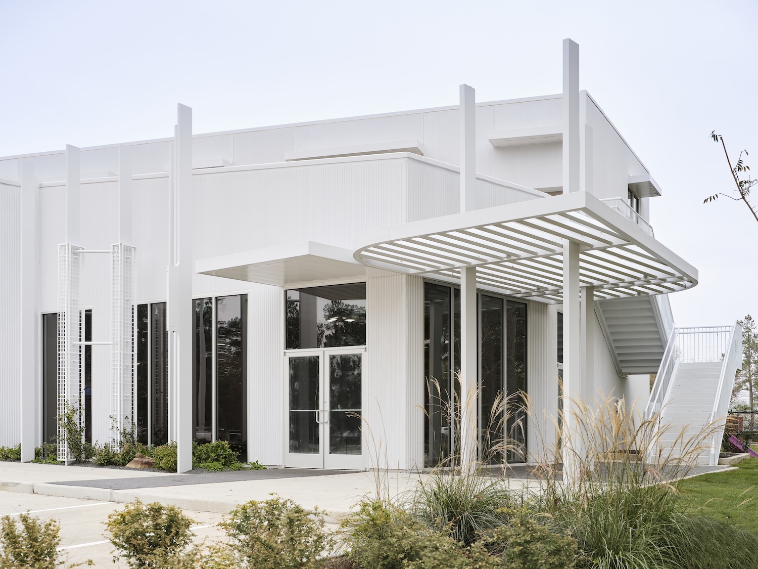Promenade Houston - building designed to combat extreme heat