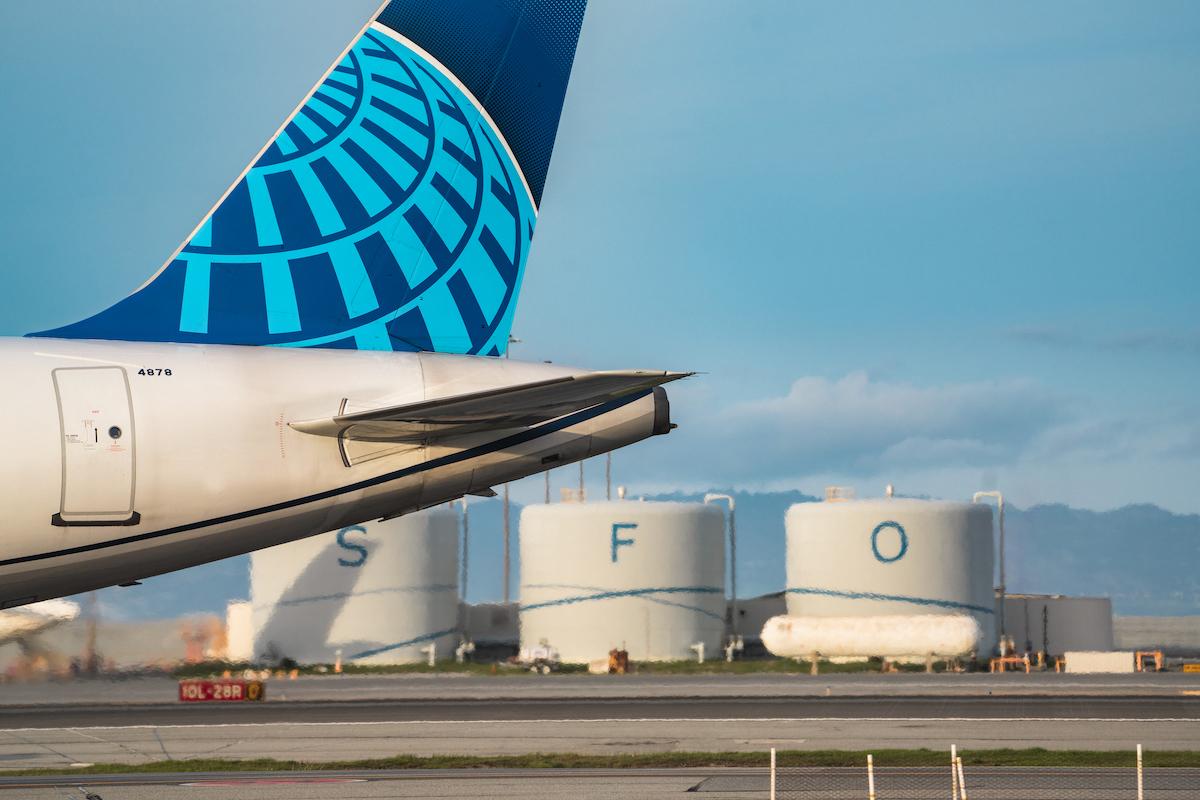 United airplane tail