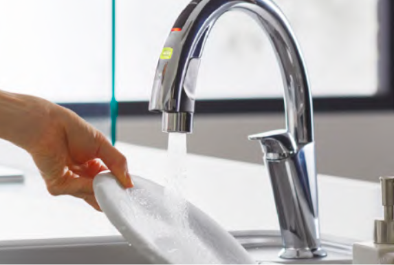 Navish hands-free faucet