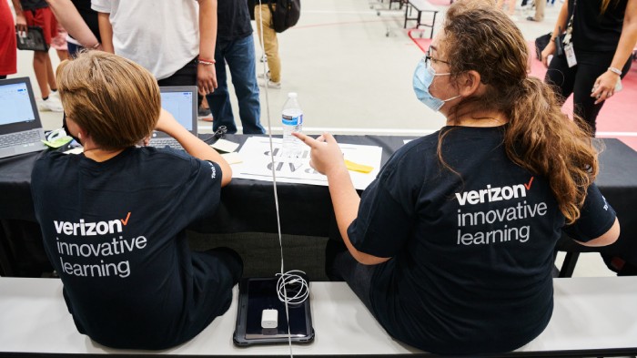 CSRWire - Verizon Innovative Learning Offers Students Opportunity