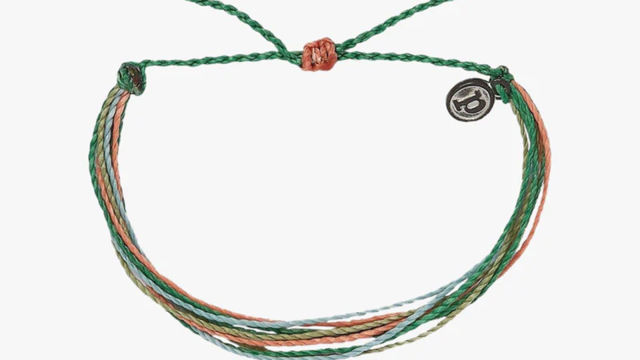 Celebrate and show your love for parks with these bracelets.    Pura Vida
