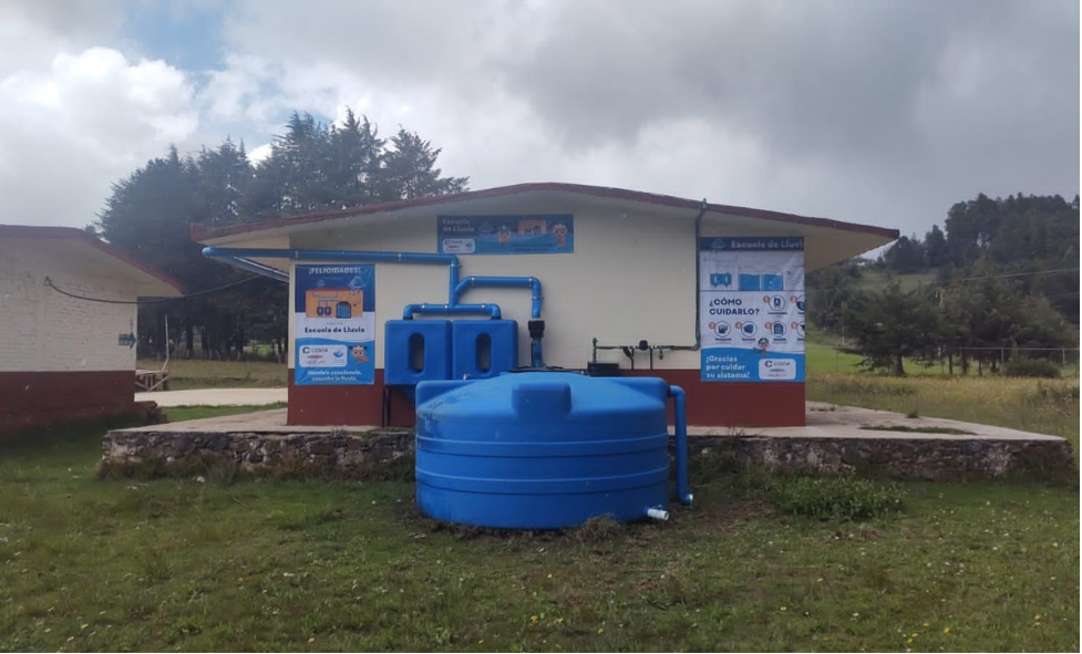 Covia e IslaUrbana se asocian para brindar acceso a agua potable a estudiantes en México