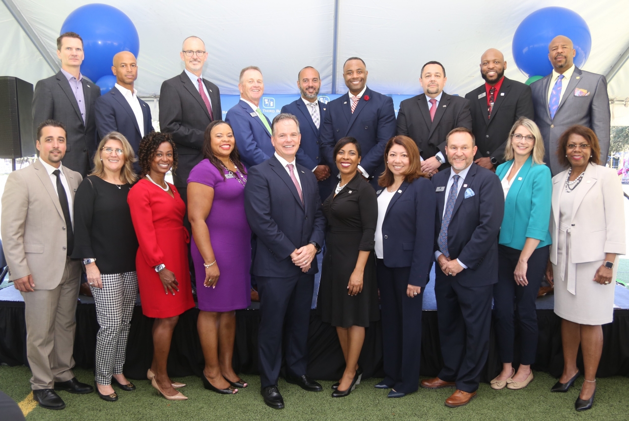 Fifth third bank group photo from Tampa