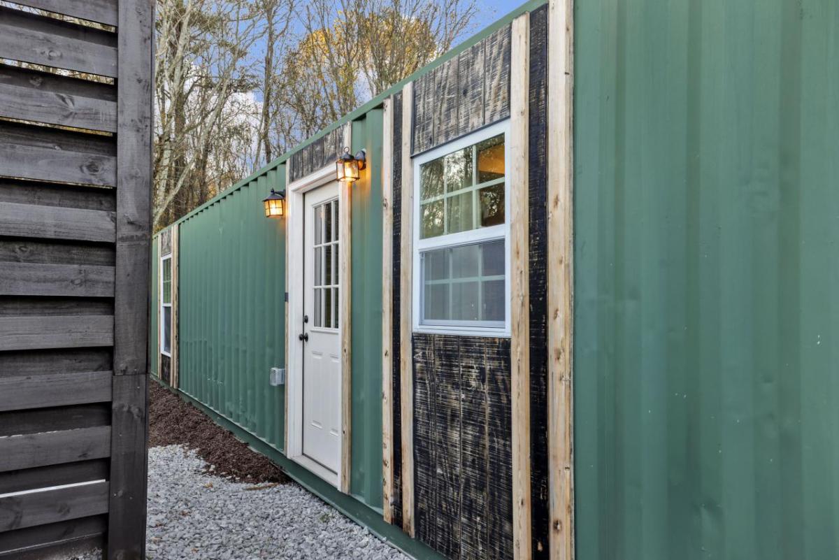 Exterior of shipping container accomodation