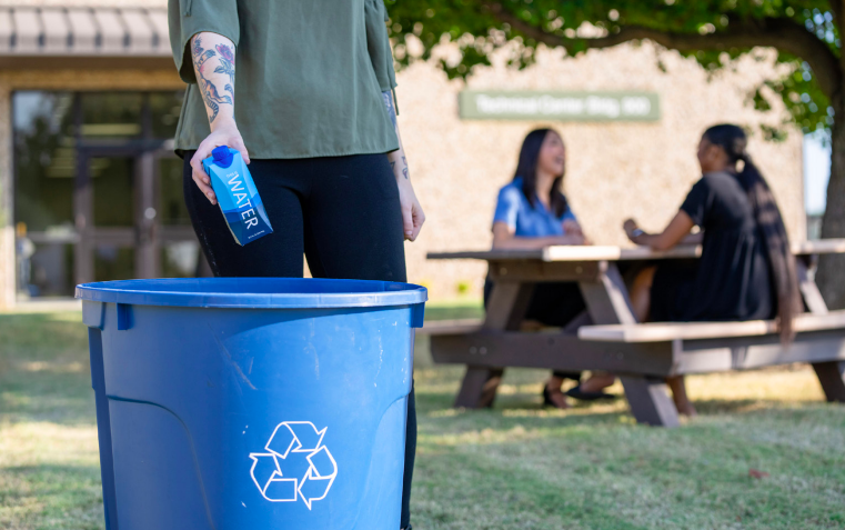 recycling bin