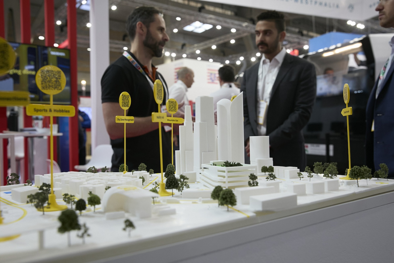 Attendees looking at a booth at the 2024 Smart City Expo.