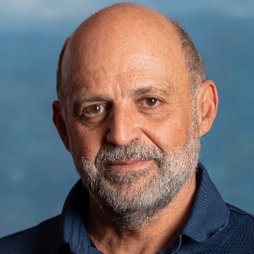 Carlos Manuel Rodriguez headshot