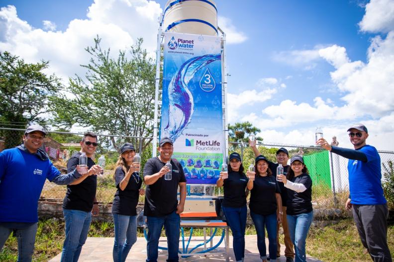 MetLife Foundation and Planet Water Foundation - First AquaTower project in La Cal, Jalisco 