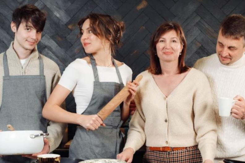 Mother-and-daughter bakers Oksana and Daria Kulachek launched Defidu Bakery in Prague at the start of the pandemic. Five years later, it is thriving and remains a family affair, with father Vladimir and brother Hordii joining the business. 