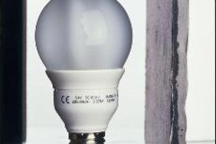 Ikea Endorses Energy Saving Cfl Light, What Light Bulbs Do Ikea Lamps Use