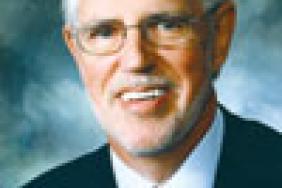SAE International Executive Vice President/COO Morris Announces Retirement Image.
