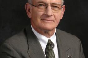 Dr. Jon Strauss Appointed President of Bainbridge Graduate Institute Image.