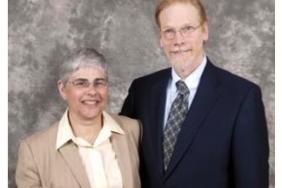 BGI Co-Founders Receive Olympus Lifetime of Educational Innovation Award Image.
