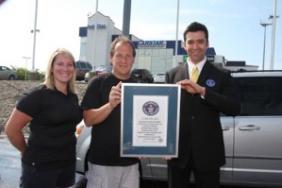 CARSTAR Auto Body Repair Experts of North America Break World Record for Largest Car Wash Image.
