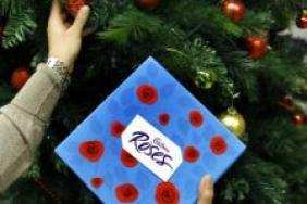Cadbury Delivers a "Rosier" Christmas for Eco-Conscious Consumers Image.