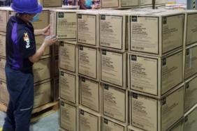 FedEx Logistics Helps in the Fight Against COVID-19 by Distributing Personal Protective Equipment to Hospitals throughout Latin America Image.