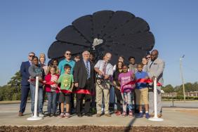 Mohawk Group Brings smartflower Solar Energy to Griffin Region College and Career Academy in Georgia Image.