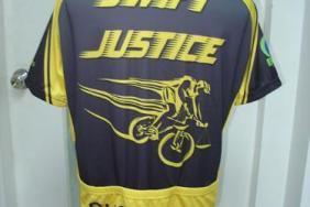 Susman Godfrey's Cycling Team "Swift Justice" Rides to Fight Multiple Sclerosis Image.