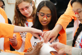 3M and Discovery Education Search for America’s Next Top Young Scientist in National Middle School Competition with Chance to Win $25,000 Grand Prize Image.