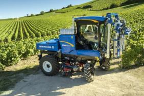 New Holland Agriculture Awarded SITEVI Gold Medal Gold Medal for Sustainable Innovations in Grape Harvesting: Making Operators Lives Even Easier Image.