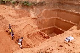 Addressing COVID-19 in Vulnerable Diamond and Gold Mining Communities Image.