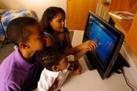  HP Connects Children, Families and Staff at Ronald McDonald House Image.
