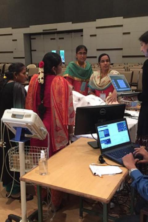 Dr.-Arundthathi-Jeyabalan-a-maternal-fetal-specialist-from-University-of-Pittsburgh-leads-a-simulation-training-at-a-medical-conference.jpg