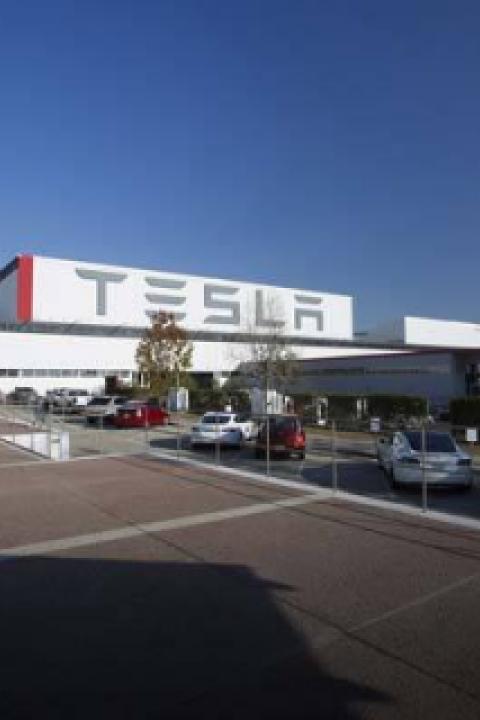 Tesla-Factory.jpg