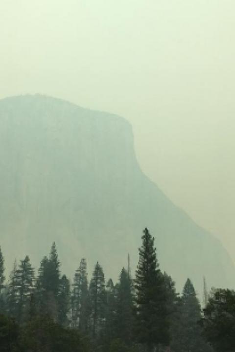 Yosemite-National-Park-obsured-by-smoke-from-the-Ferguson-Fire-Summer-2018.jpg