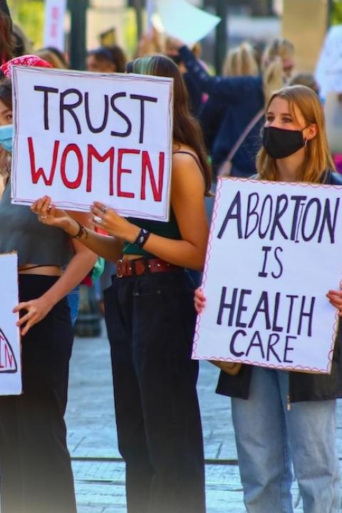 protestors rally in support of abortion rights