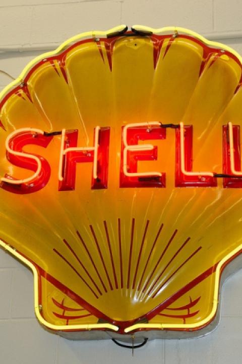 shell-oil-vintage-sign_Karen-Blaha.jpg