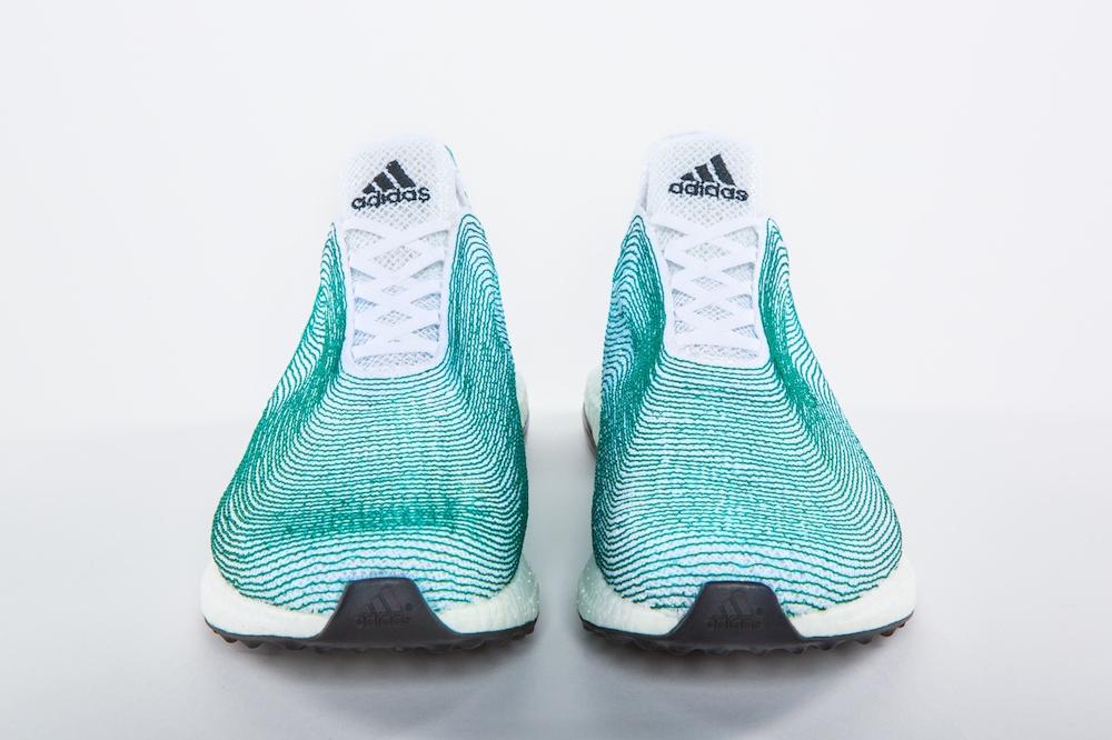 Efficiënt feedback Persoonlijk Adidas Designs Sneakers Made Entirely from Ocean Waste