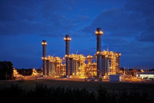 A-natural-gas-fired-power-plant-in-North-Carolina.jpg