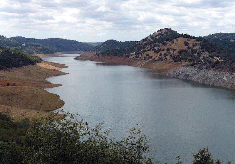 Don-Pedro-Lake.jpg