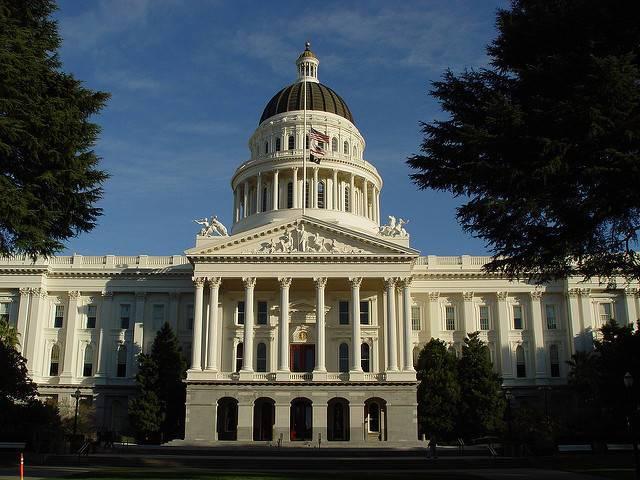 The-California-State-Capitol-in-Sacramento.jpg