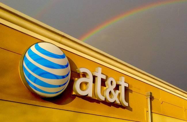 ATT-layoffs-Trump-tax.jpg