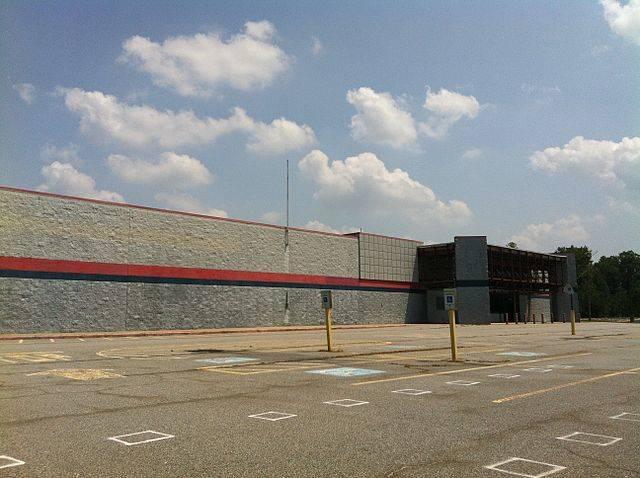 An-abandoned-Walmart.jpg