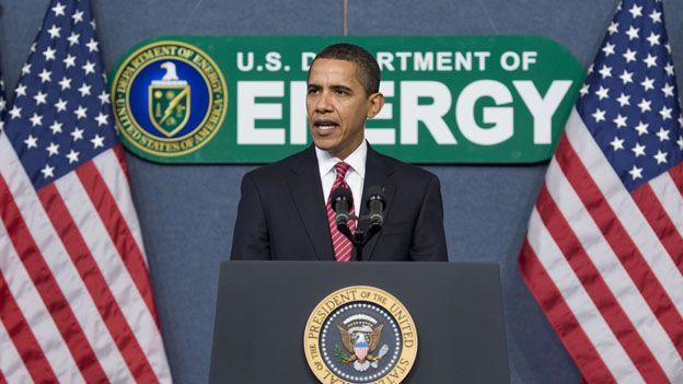 Barack_Obama_and_Environment_PresidentOffice.jpg Barack_Obama_and_Environment_PresidentOffice.jpg