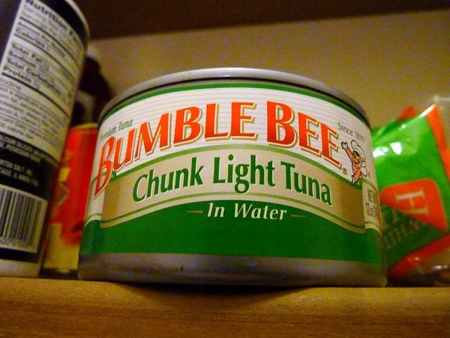 Bumble_Bee_tuna_RustyClark.jpg Bumble_Bee_tuna_RustyClark.jpg