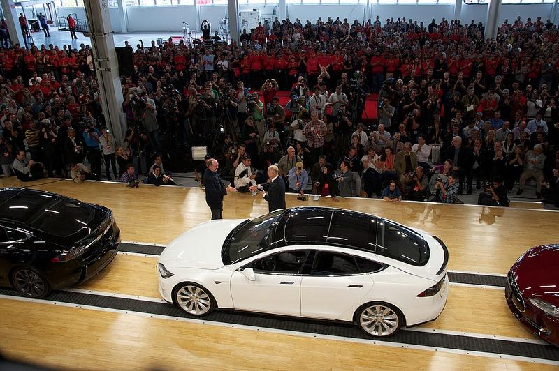 Could-California-be-the-home-of-a-future-Tesla-Gigafactory.jpg